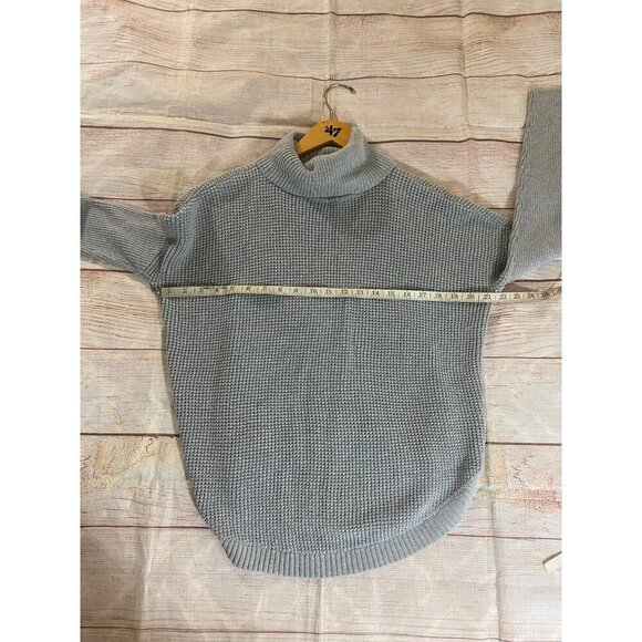 Michael Kors Women's Grey Textured Turtle Neck Long Sleeve Sweater - Medium - Picture 7 of 10